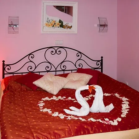 Konukevi Restaurant L-club 4*