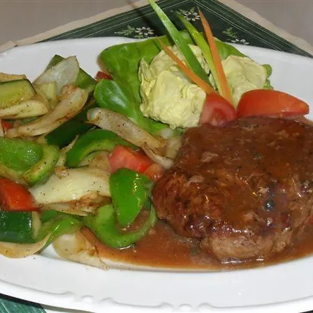 Konukevi Restaurant L-club 4*